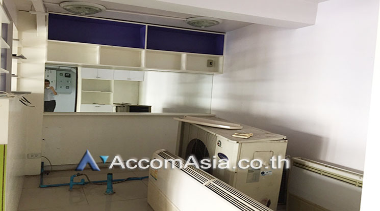  1  Office Space For Rent in Sukhumvit ,Bangkok MRT Queen Sirikit National Convention Center AA17042